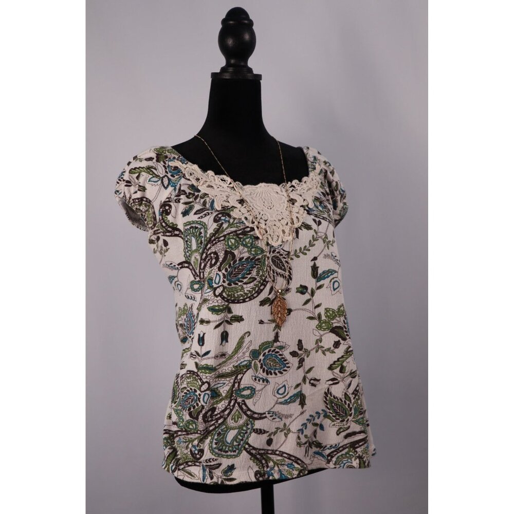 JKLA California Women's Floral Print‎ Lace Trim Top Medium White & Green